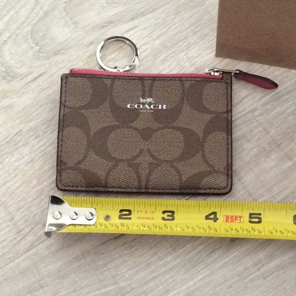 Coach ID wallet/keychain - Picture 5 of 6